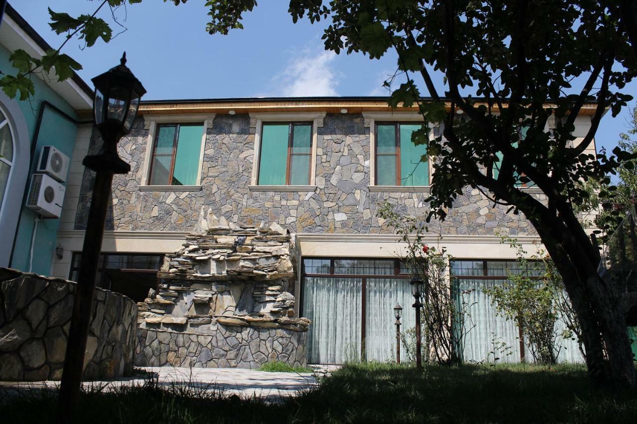 Firuze Hotel & Restaurant Sheki Exterior photo